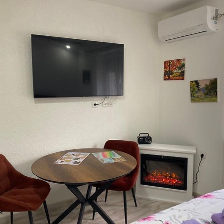 Ferienwohnung Vrdnicka Bajka Vrdnik Exterior foto