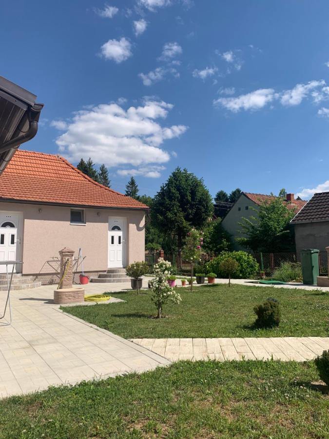 Ferienwohnung Vrdnicka Bajka Vrdnik Exterior foto
