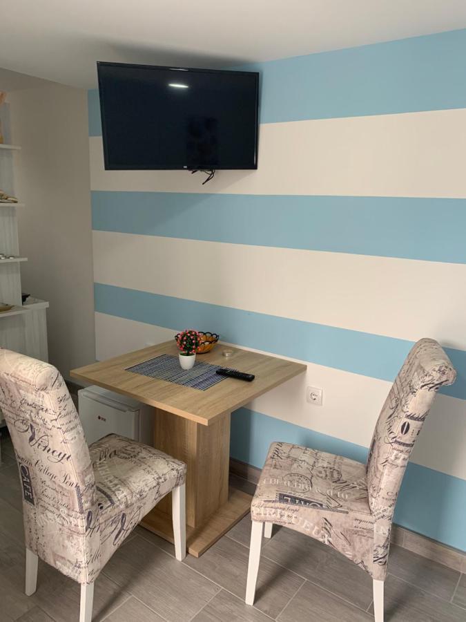 Ferienwohnung Vrdnicka Bajka Vrdnik Exterior foto